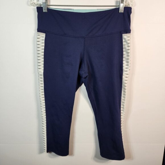 Women's Blue Brooks Capri Leggings. Size Large - Picture 2 of 9
